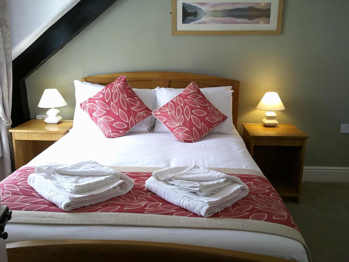 The Crown Hotel Corwen Eksteriør billede
