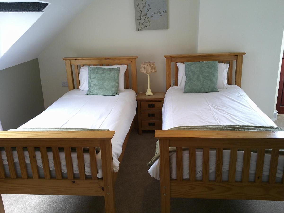 The Crown Hotel Corwen Eksteriør billede